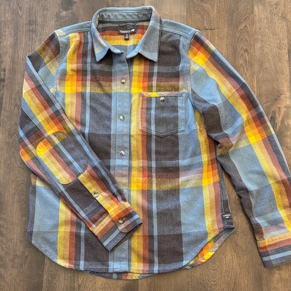 Toad&Co Tops - Toad&Co Women’s Plaid Flannel Shirt with Elbow Patches - Eco Friendly Brand